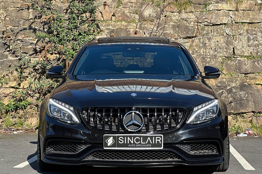 Mercedes-Benz C Class photo 2
