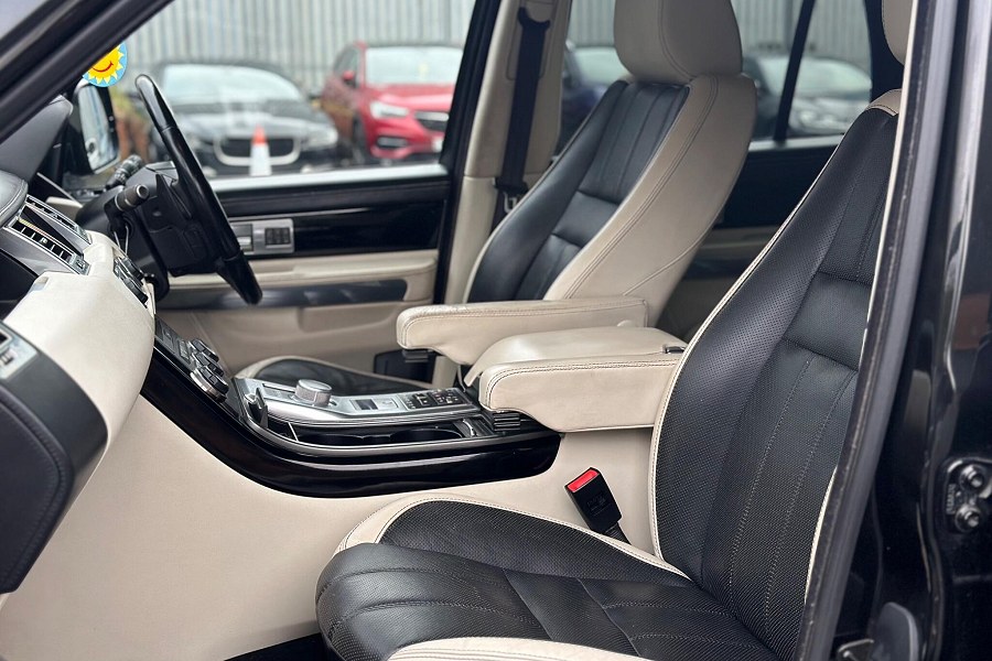 2012 Land Rover Range Rover Sport photo 12