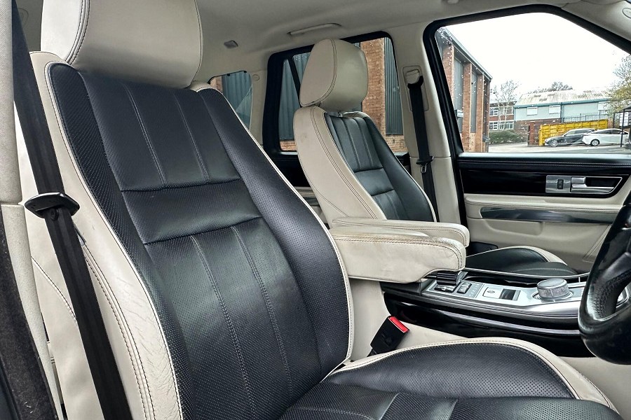 2012 Land Rover Range Rover Sport photo 14