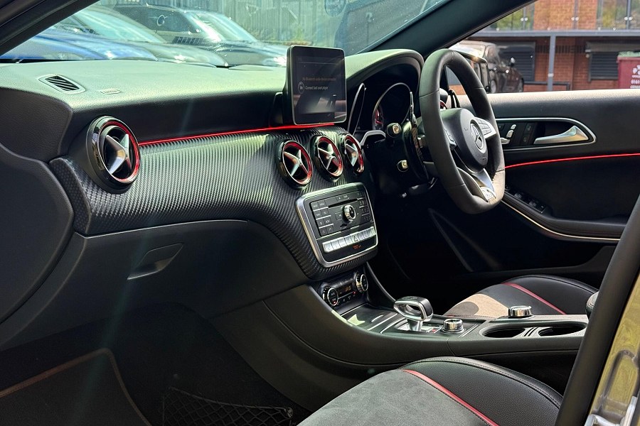 2016 Mercedes-Benz A Class photo 9