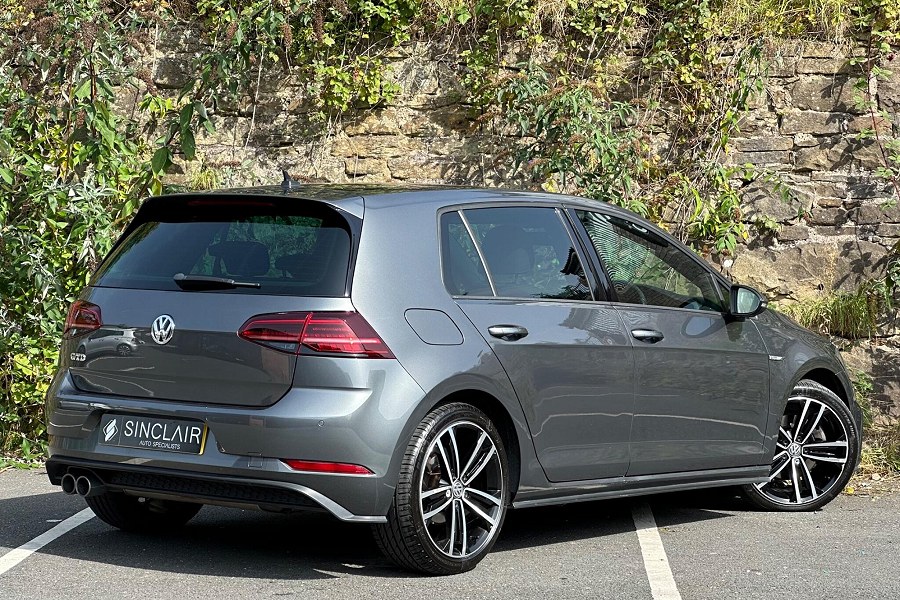 2017 Volkswagen Golf photo 6