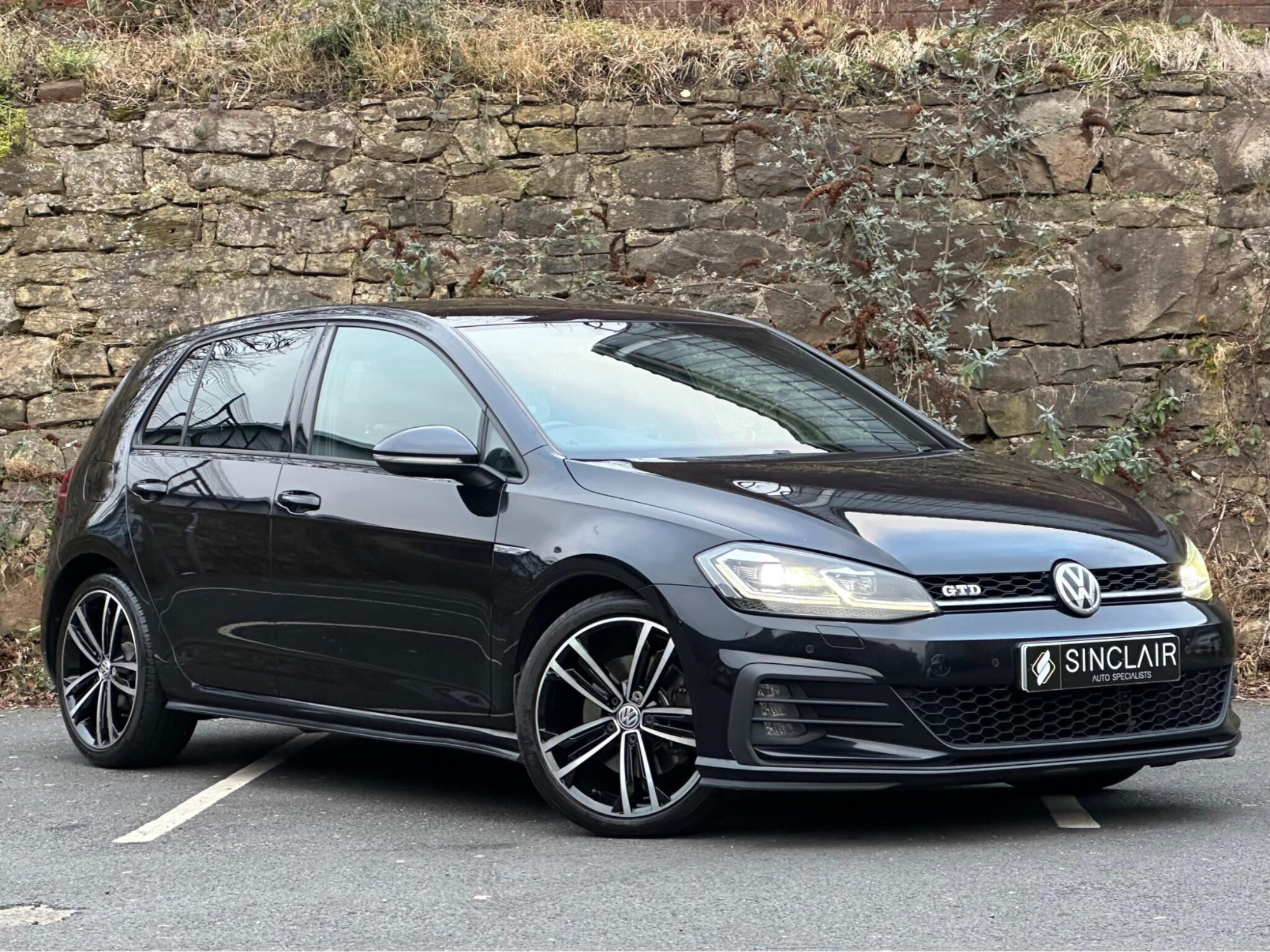 2017 Volkswagen Golf 2.0 TDI GTD DSG Euro 6 (s/s) 5dr for sale at Sinclair Auto Specialists