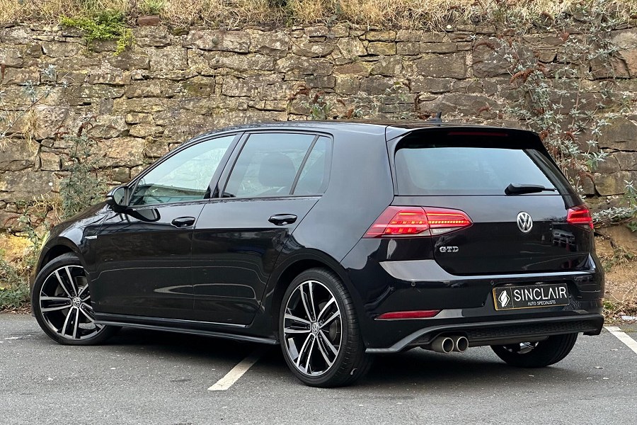 2017 Volkswagen Golf photo 6