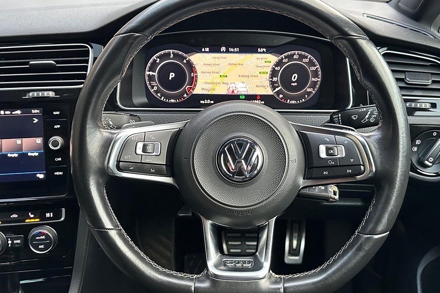 2017 Volkswagen Golf photo 10