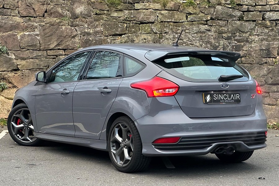 2017 Ford Focus photo 7
