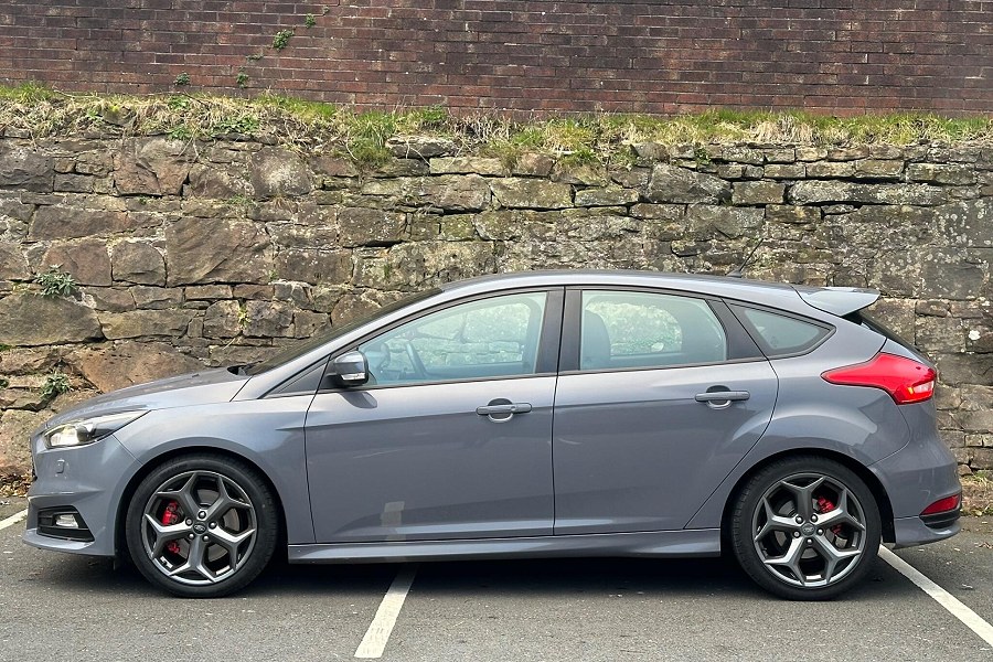 2017 Ford Focus photo 4