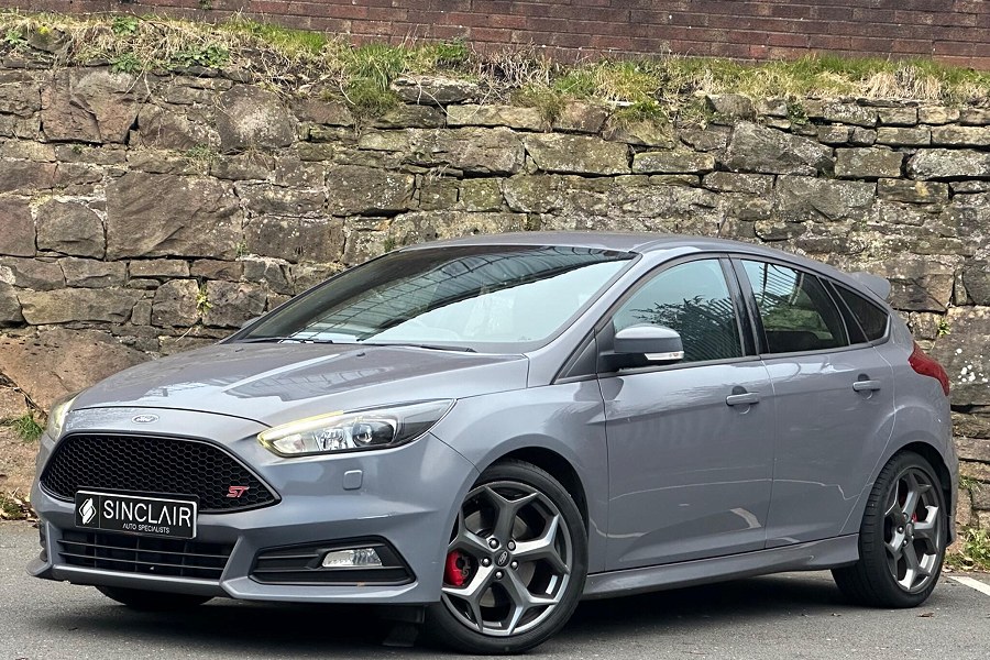 2017 Ford Focus photo 3
