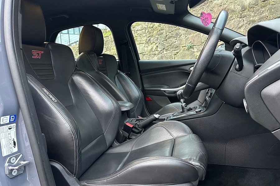 2017 Ford Focus photo 11