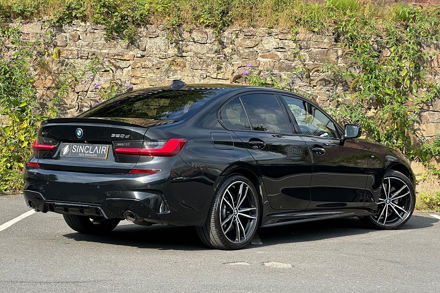 2019 BMW 3 Series photo 7