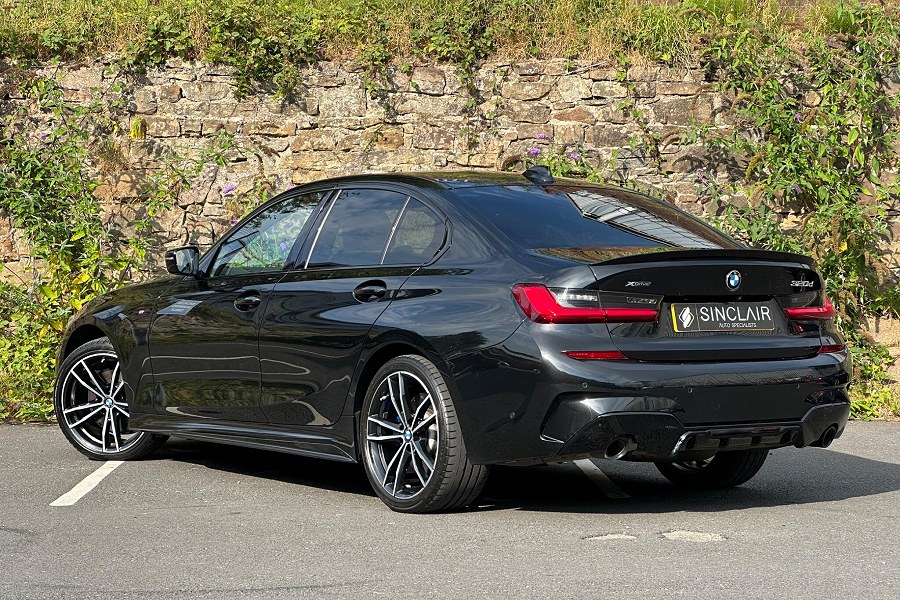 2019 BMW 3 Series photo 6