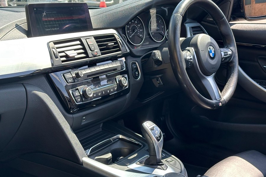 2017 BMW 4 Series photo 14