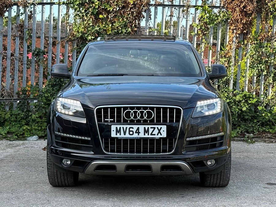 Audi Q7 photo 2