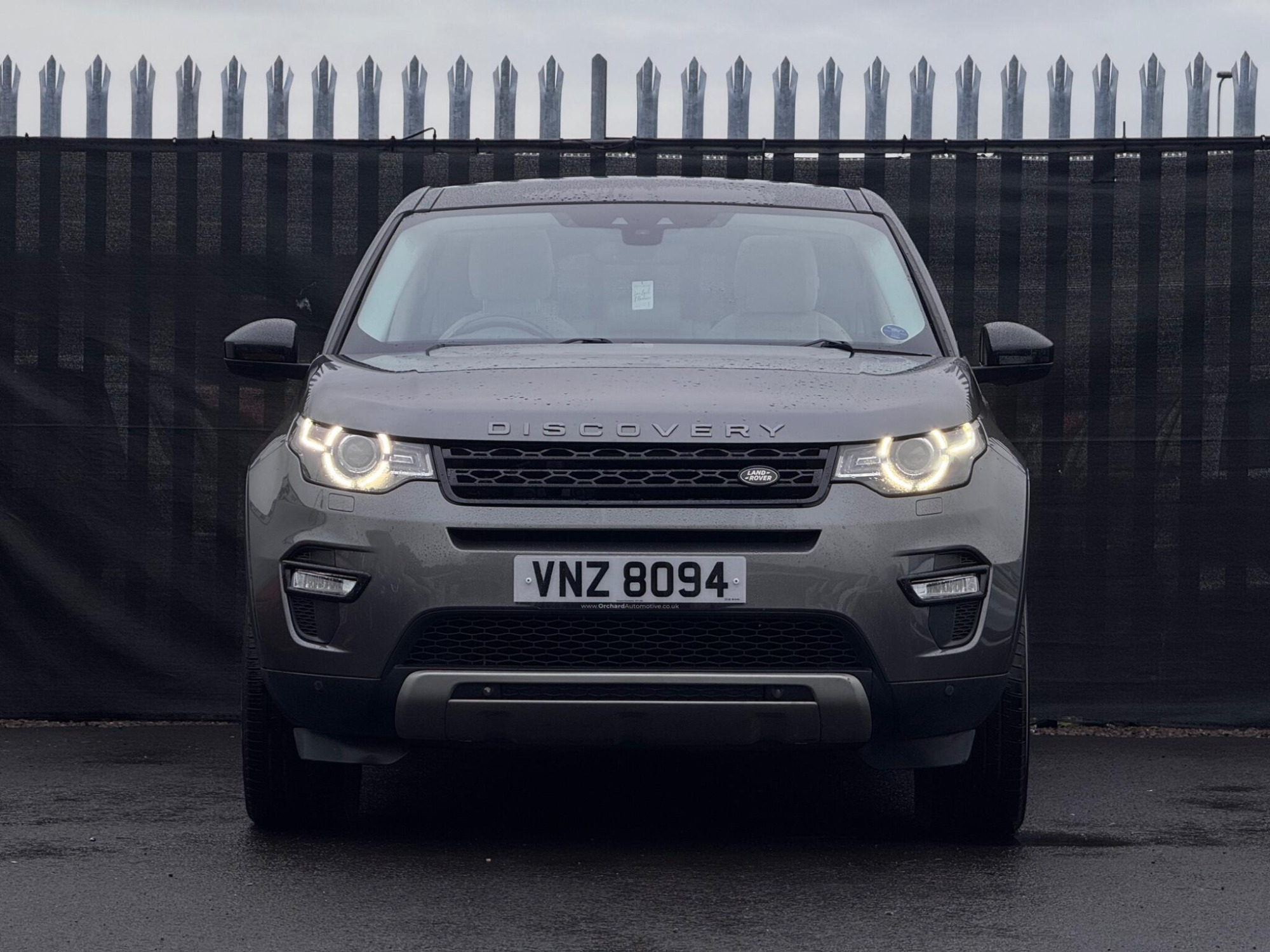 2016 Land Rover Discovery Sport image 4