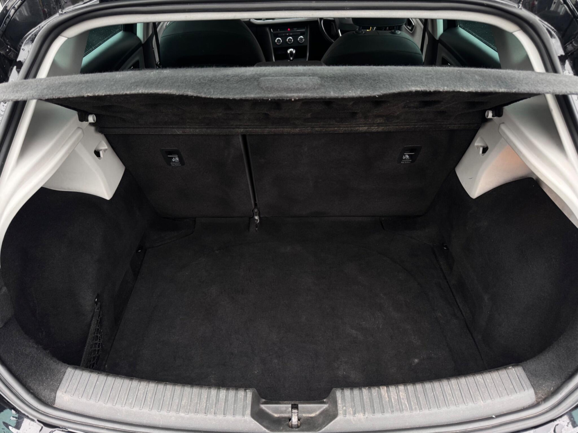 2018 SEAT Leon image 18
