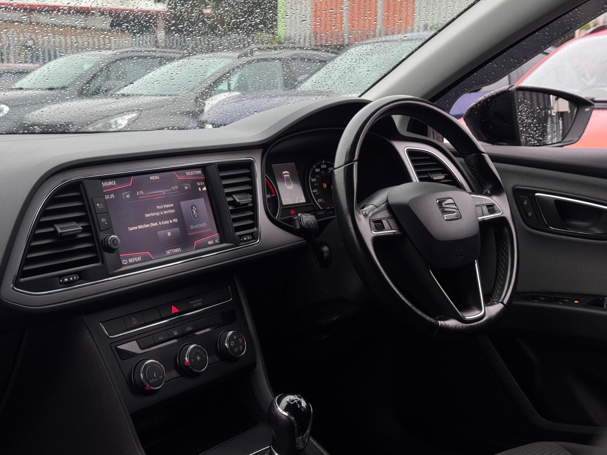 2018 SEAT Leon image 11