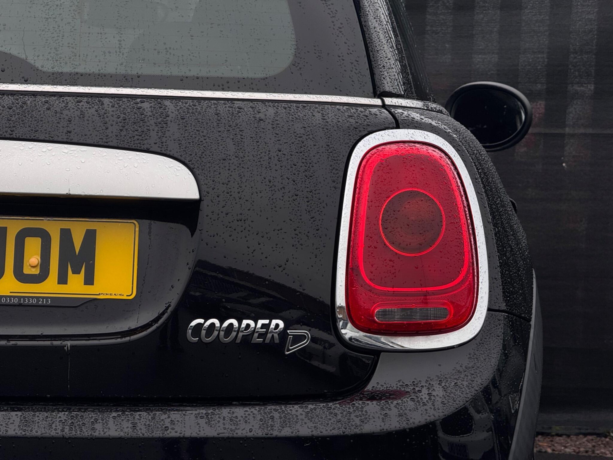 2014 MINI Hatch image 8