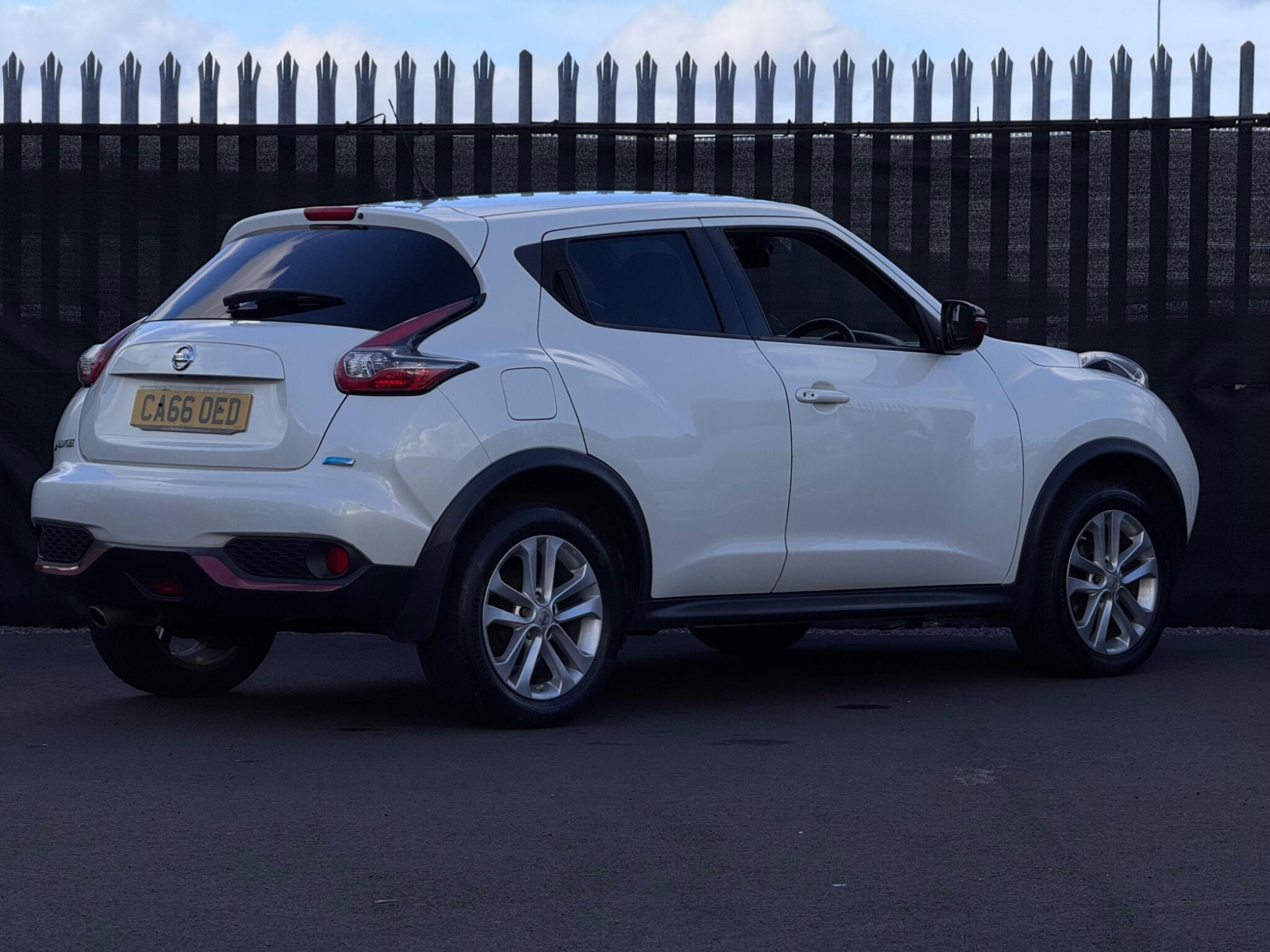 2016 Nissan Juke image 11