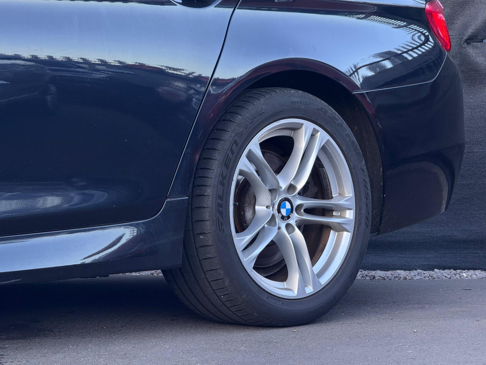 2016 BMW 5 Series image 13