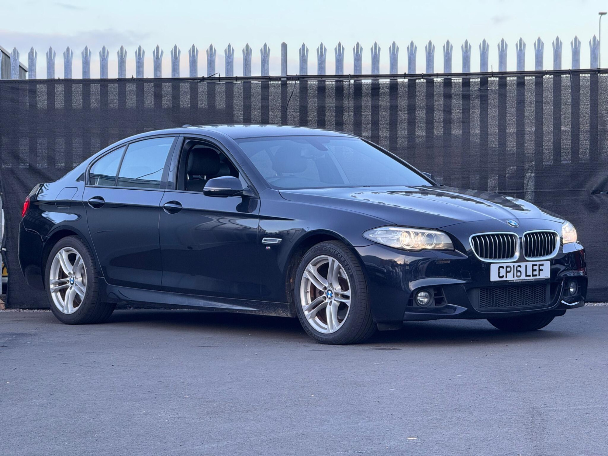 2016 BMW 5 Series image 1