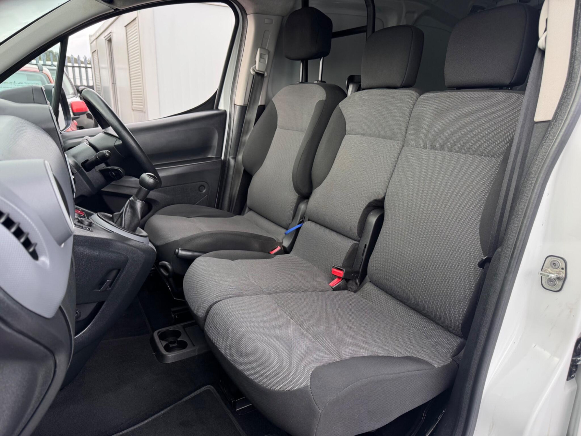 2018 Citroen Berlingo image 20