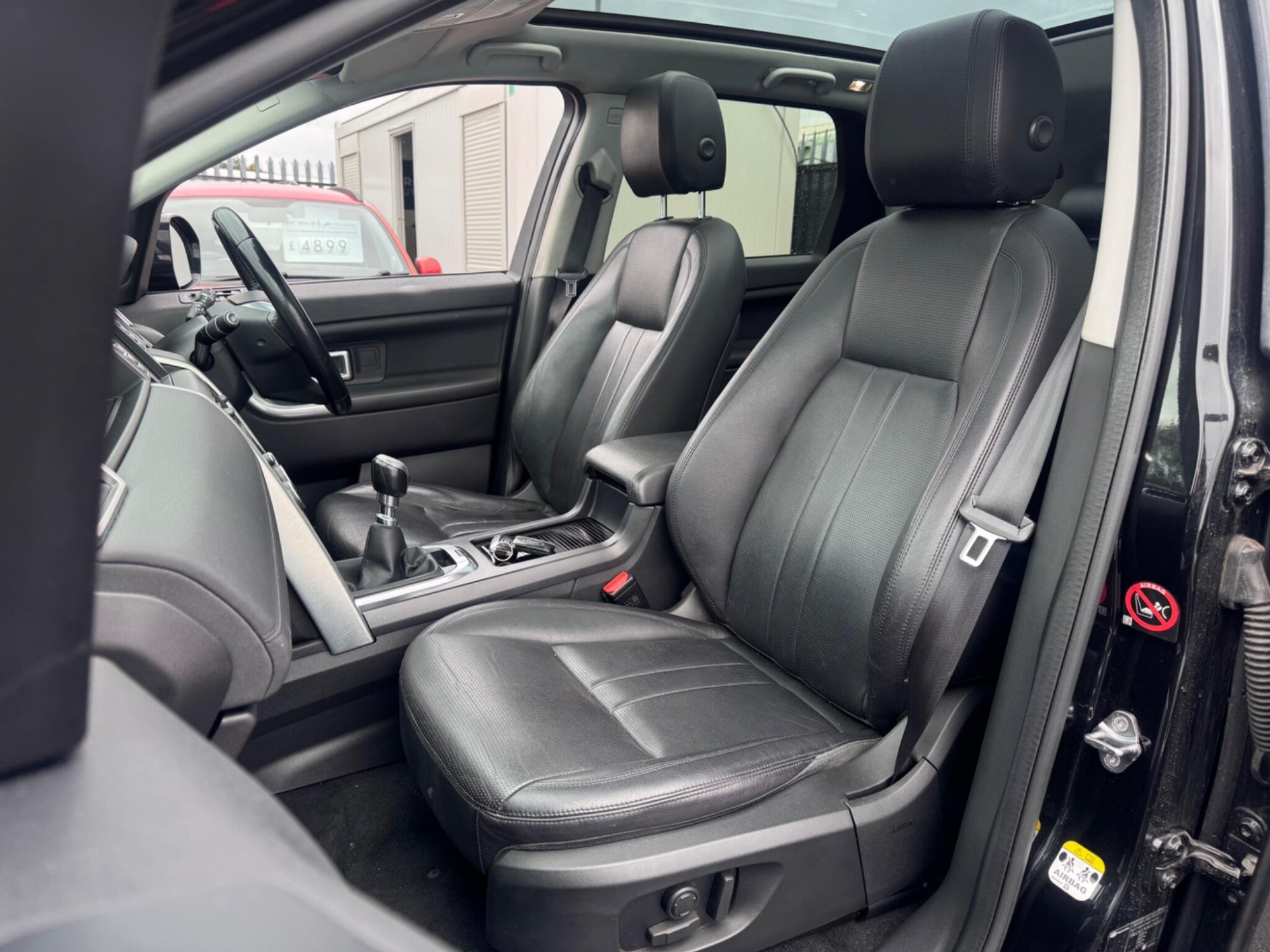 2018 Land Rover Discovery Sport image 10