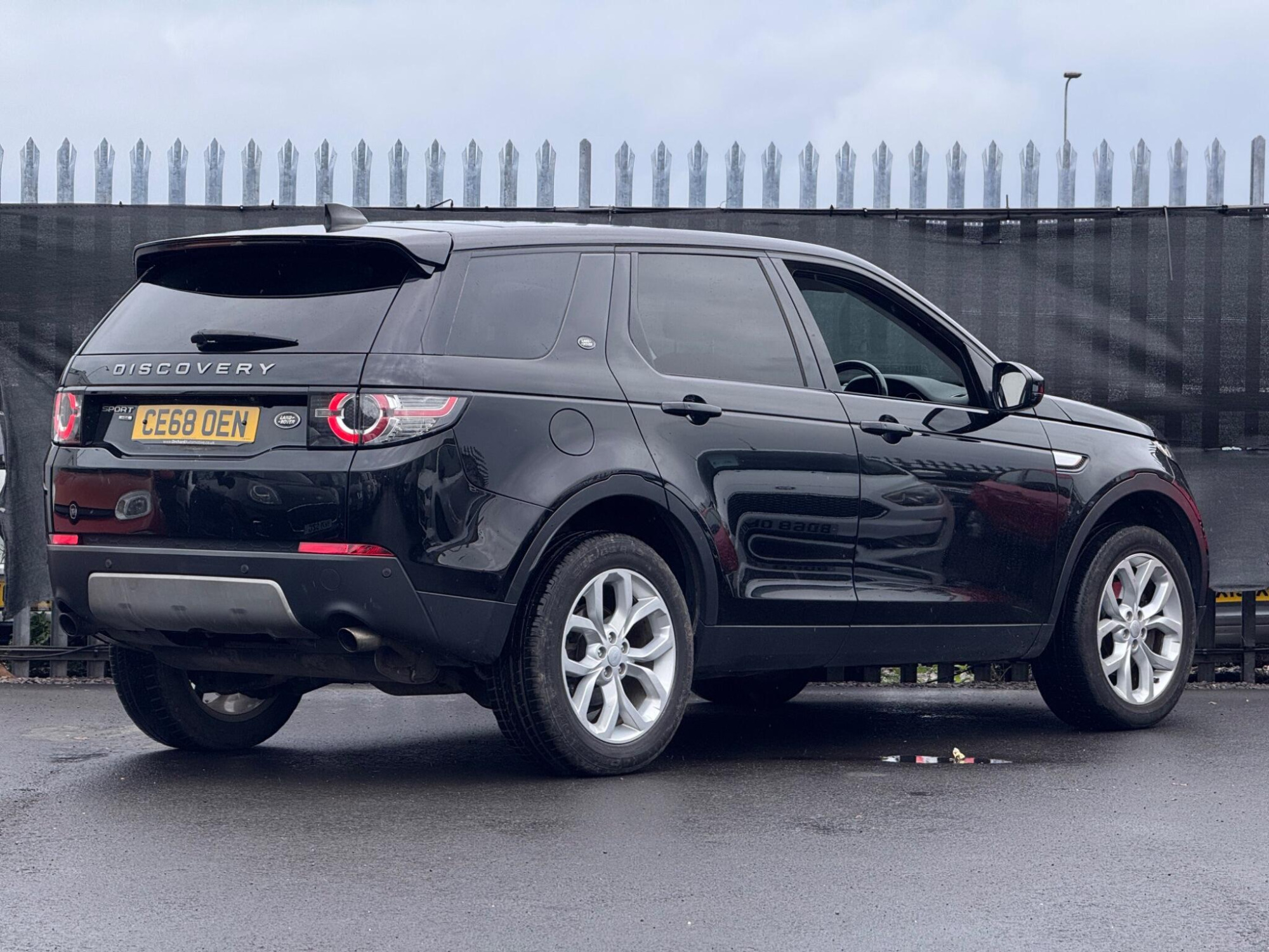 2018 Land Rover Discovery Sport image 7