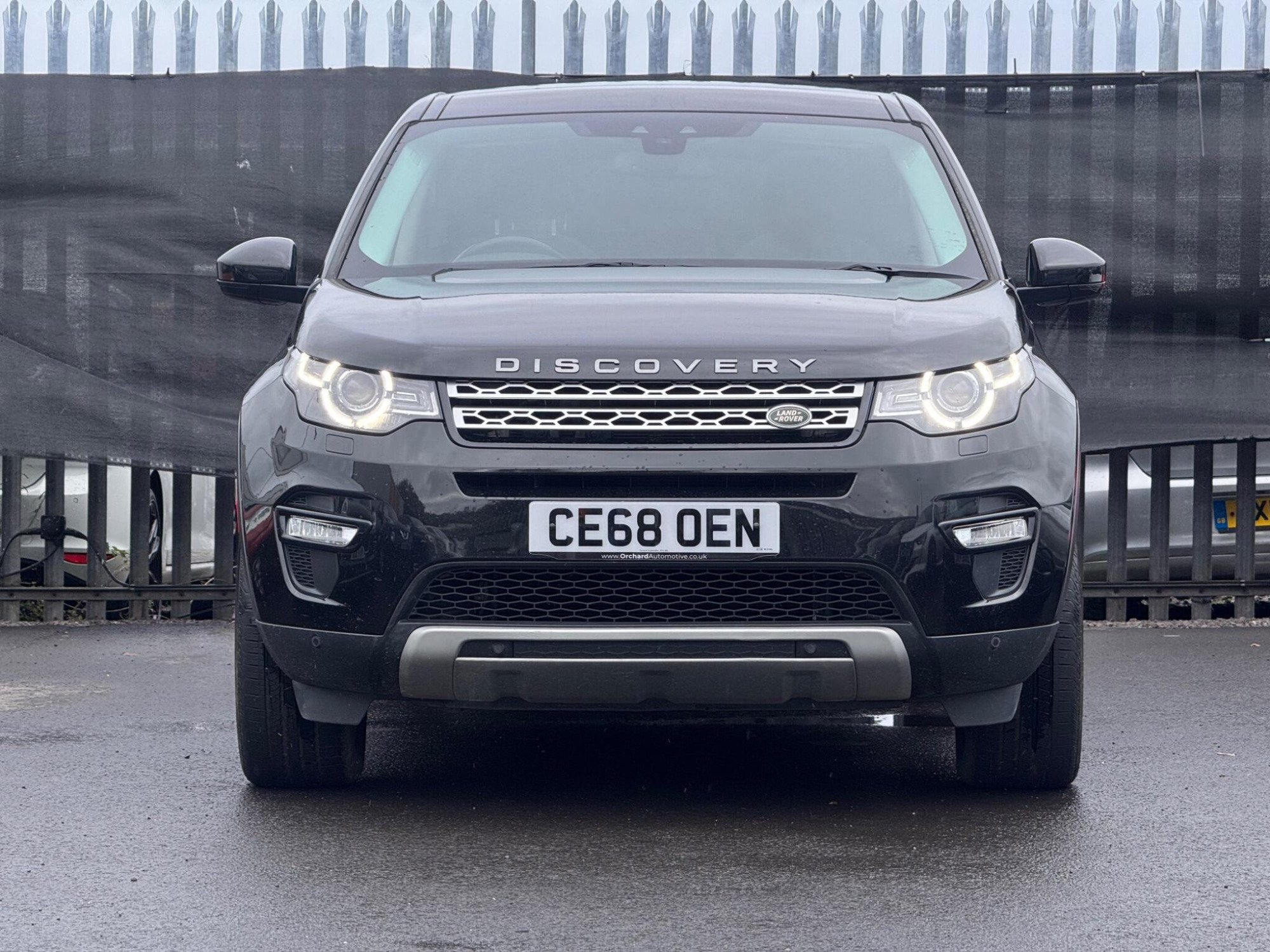 2018 Land Rover Discovery Sport image 4