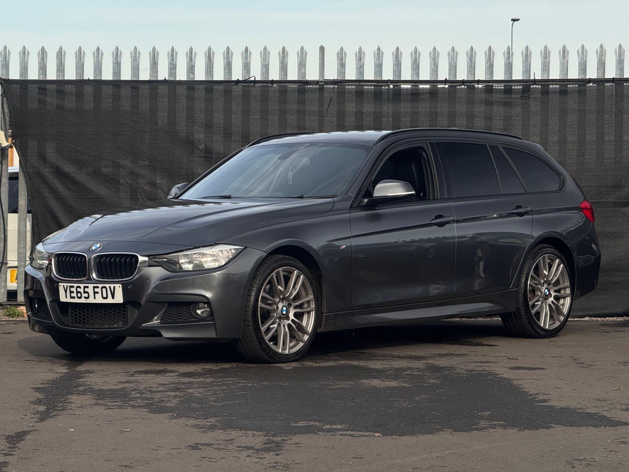 2015 BMW 3 Series image 5
