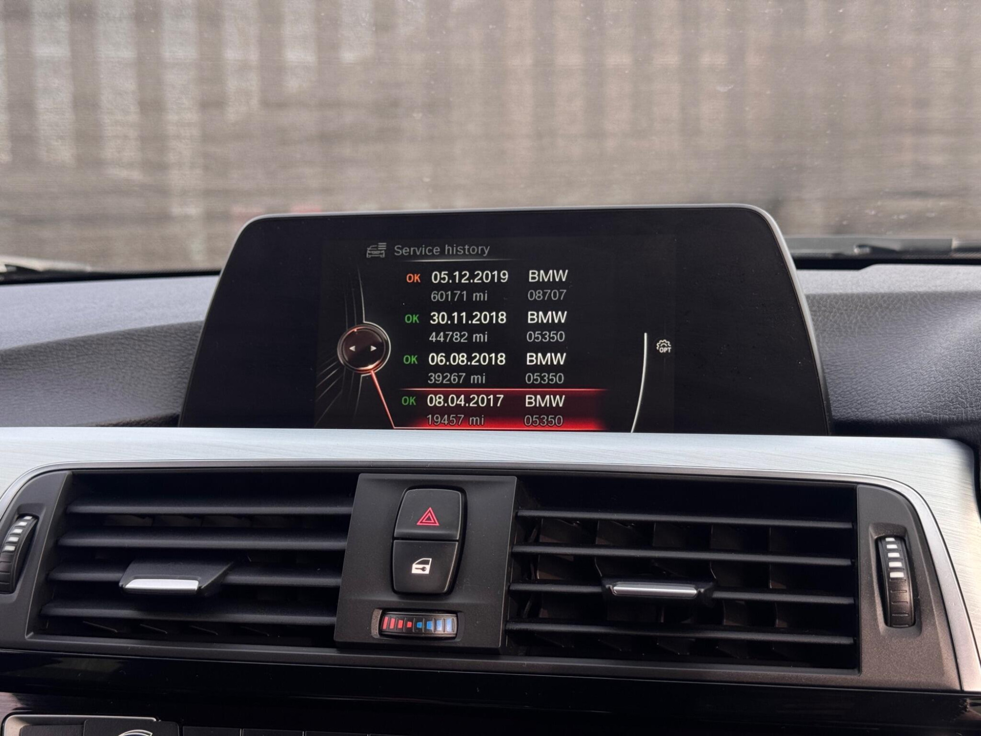 2015 BMW 3 Series image 26
