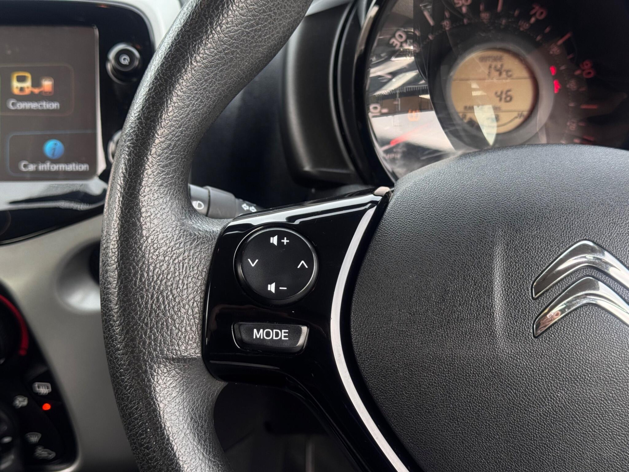 2016 Citroen C1 image 24