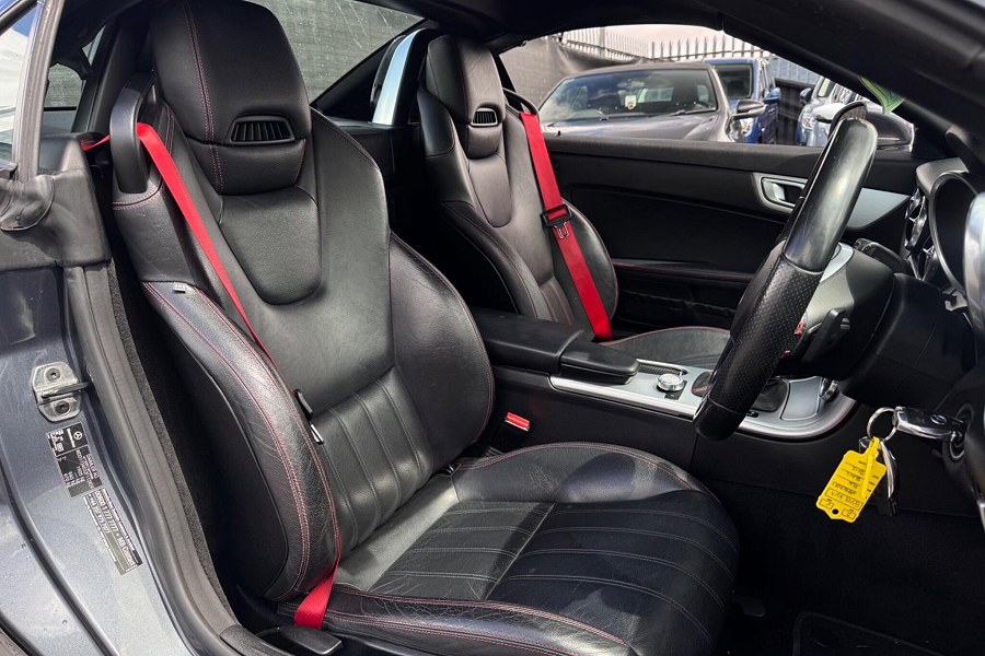 2015 Mercedes-Benz SLK photo 8