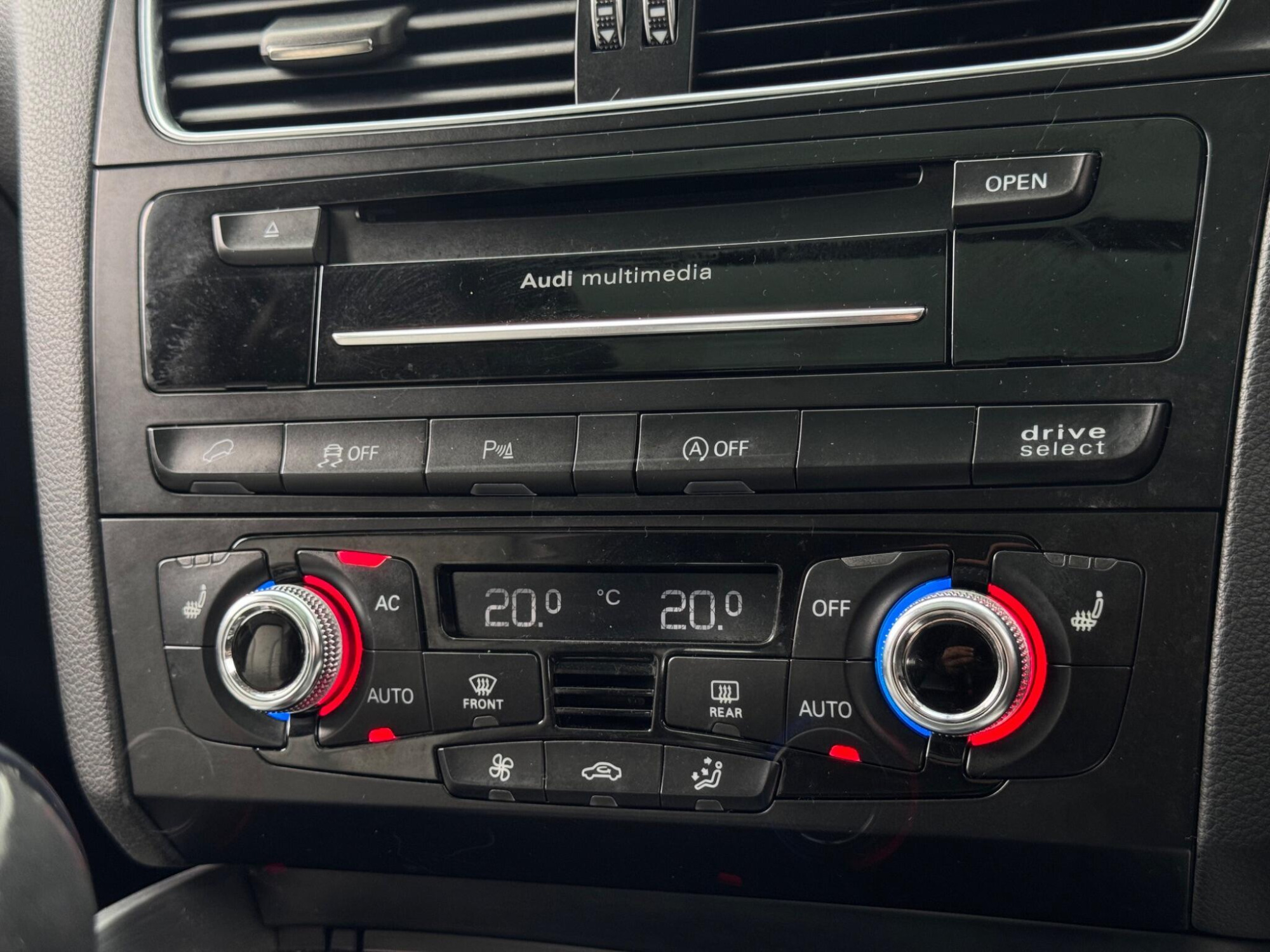 2014 Audi SQ5 image 33