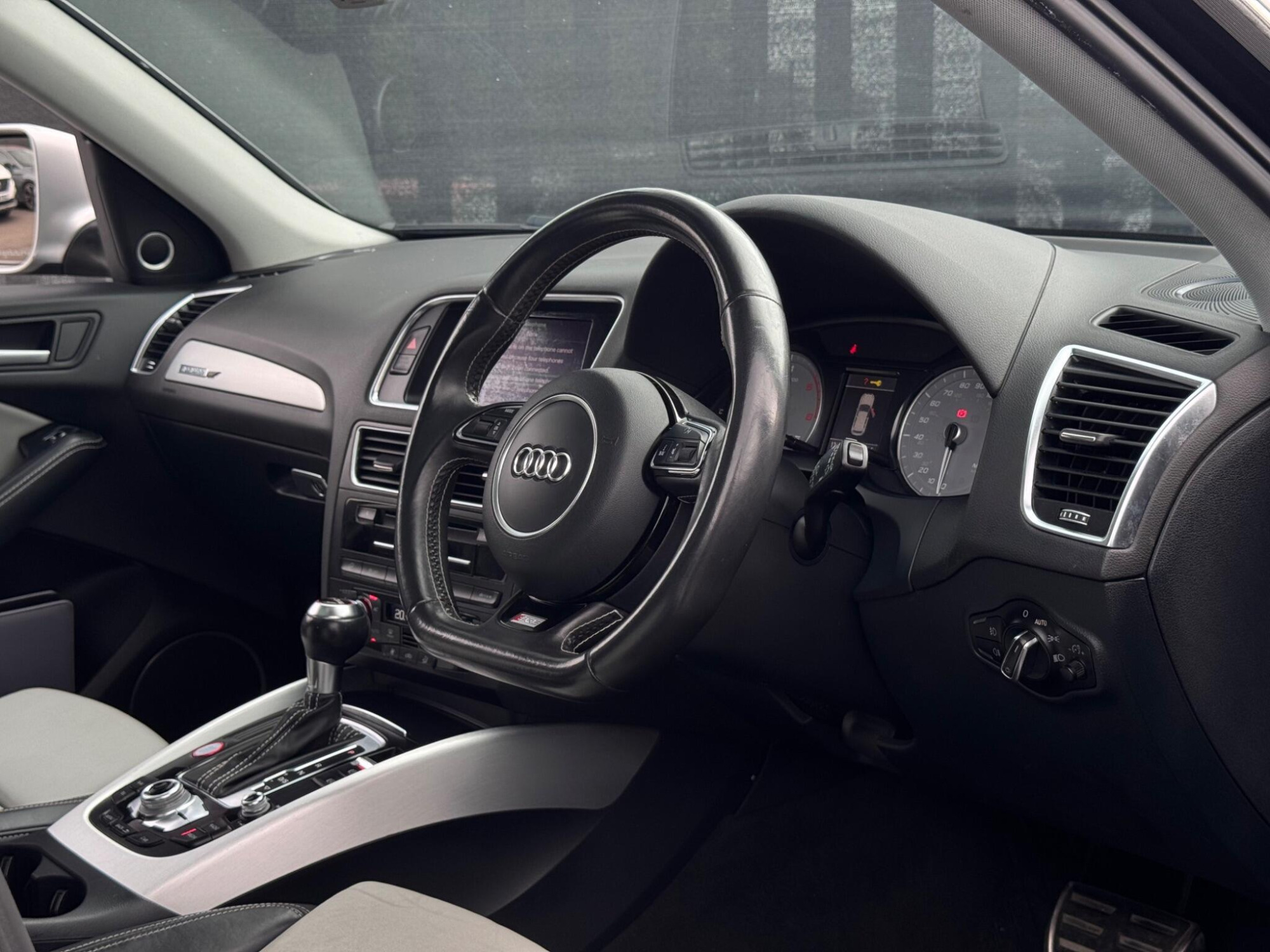2014 Audi SQ5 image 3