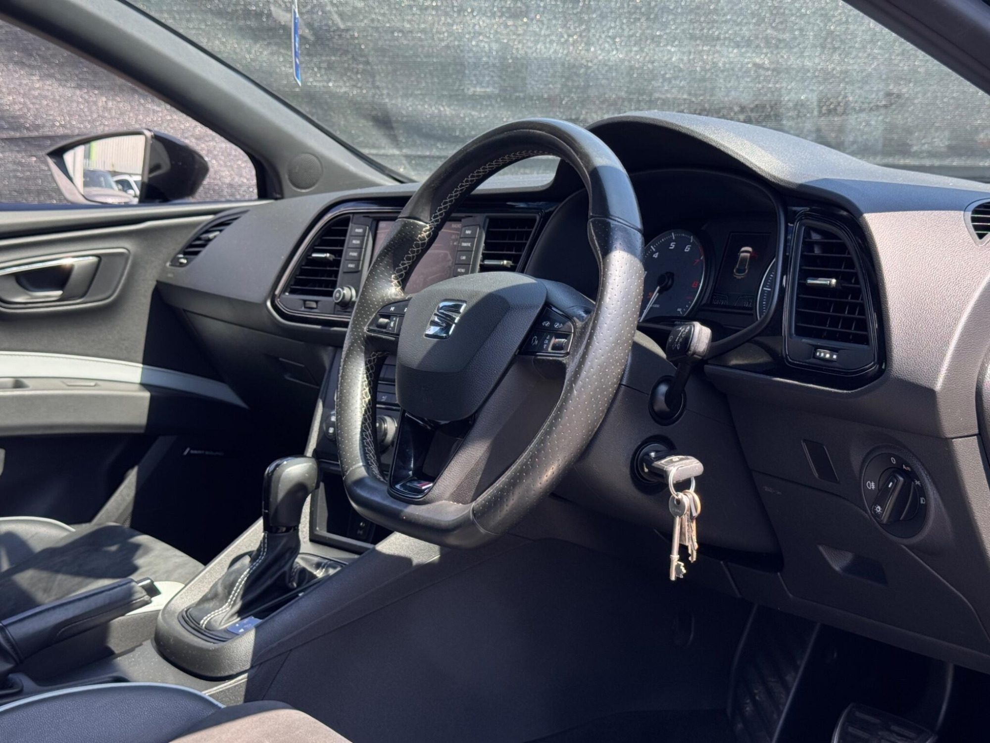 2016 SEAT Leon image 3