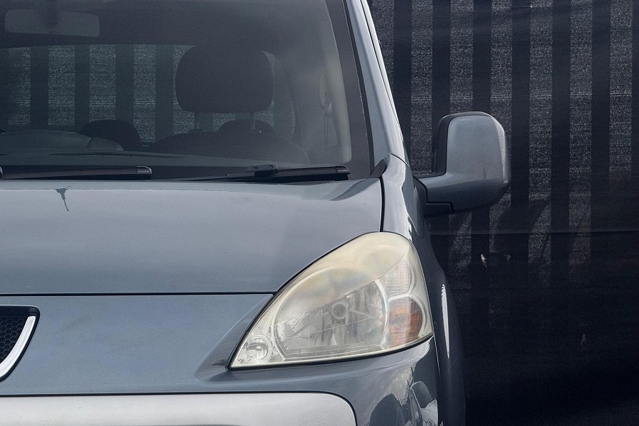 2011 Peugeot Partner Tepee photo 8