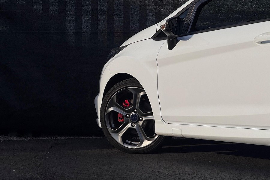 2016 Ford Fiesta photo 11