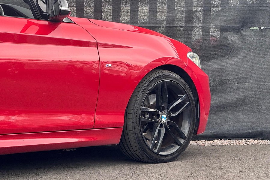 2016 BMW 2 Series photo 11