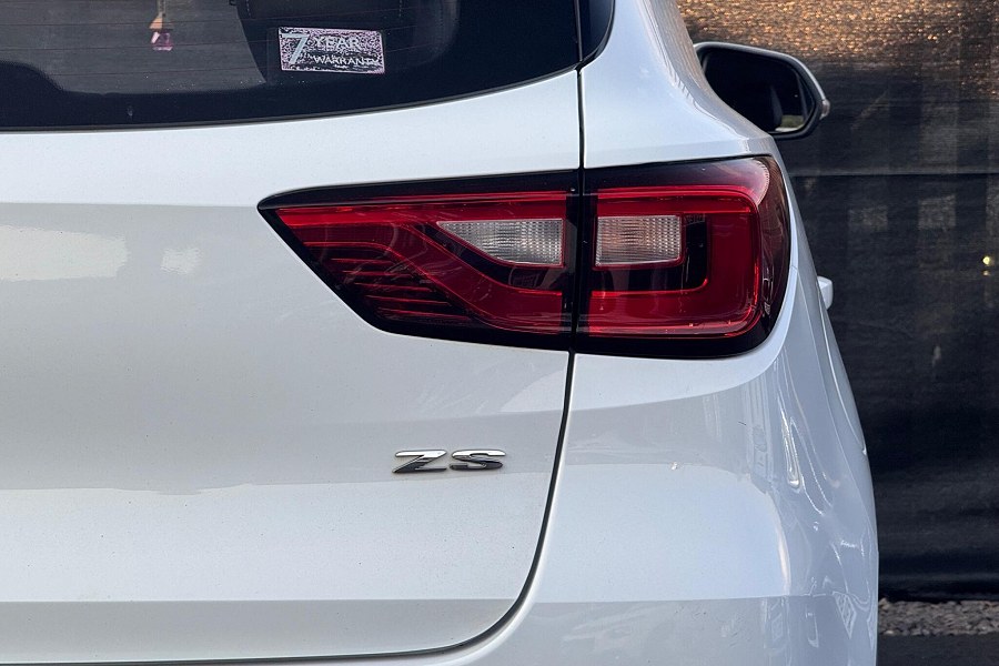 2020 MG MG ZS photo 8