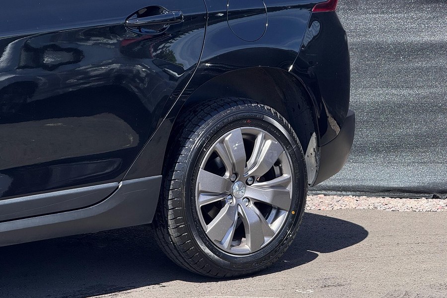 2018 Peugeot 2008 photo 13
