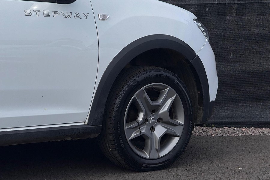 2020 Dacia Sandero Stepway photo 12