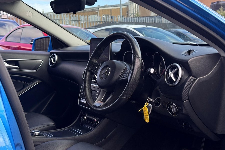 2017 Mercedes-Benz A Class photo 3