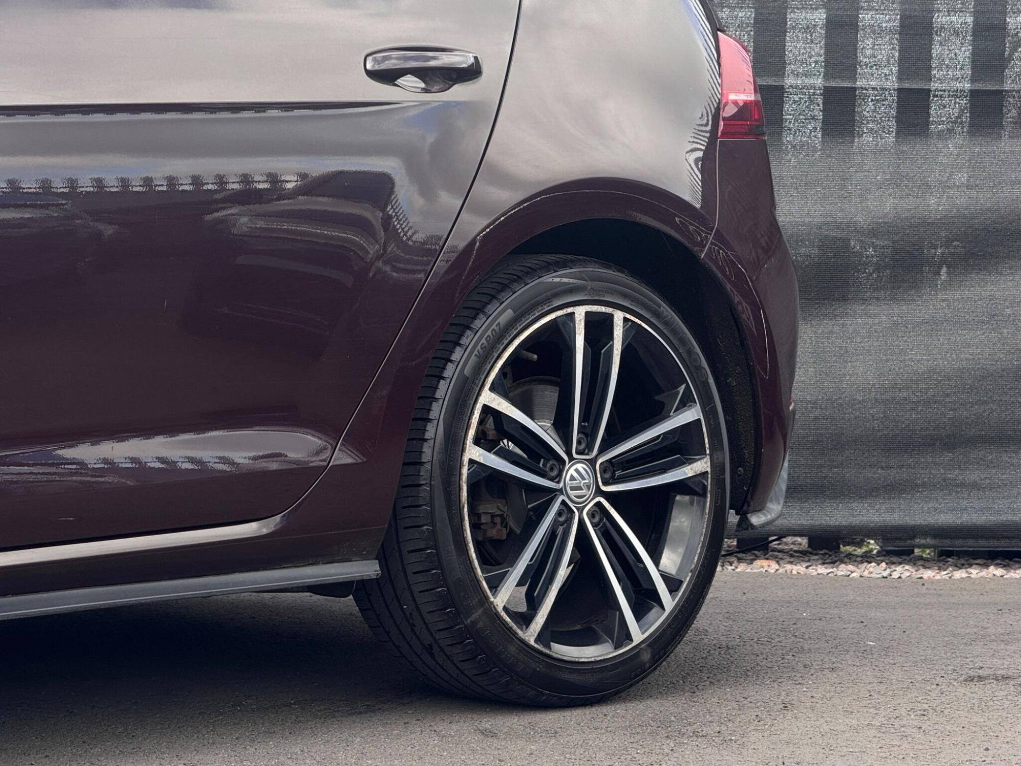 2017 Volkswagen Golf image 11