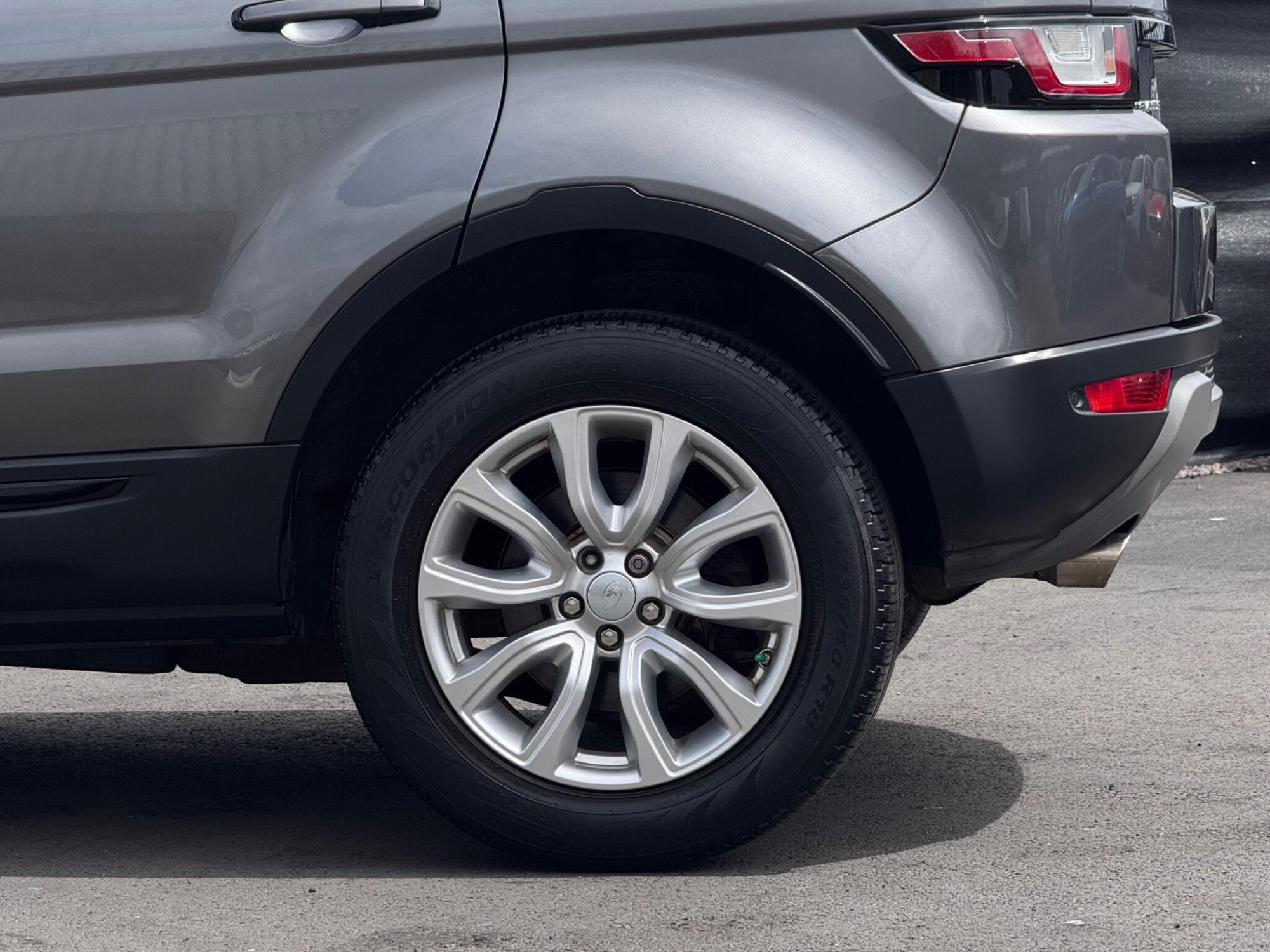 2017 Land Rover Range Rover Evoque image 7