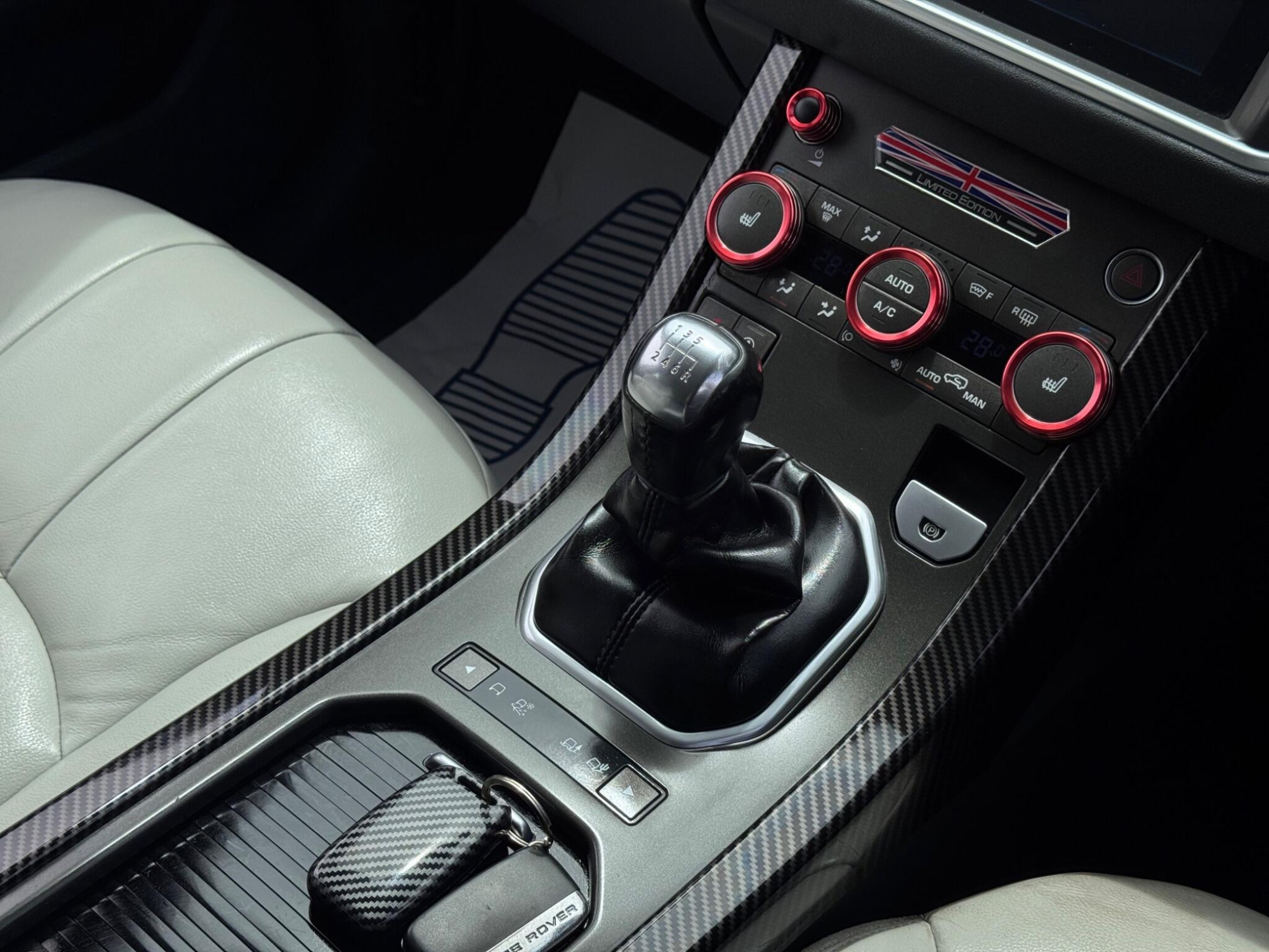 2017 Land Rover Range Rover Evoque image 22
