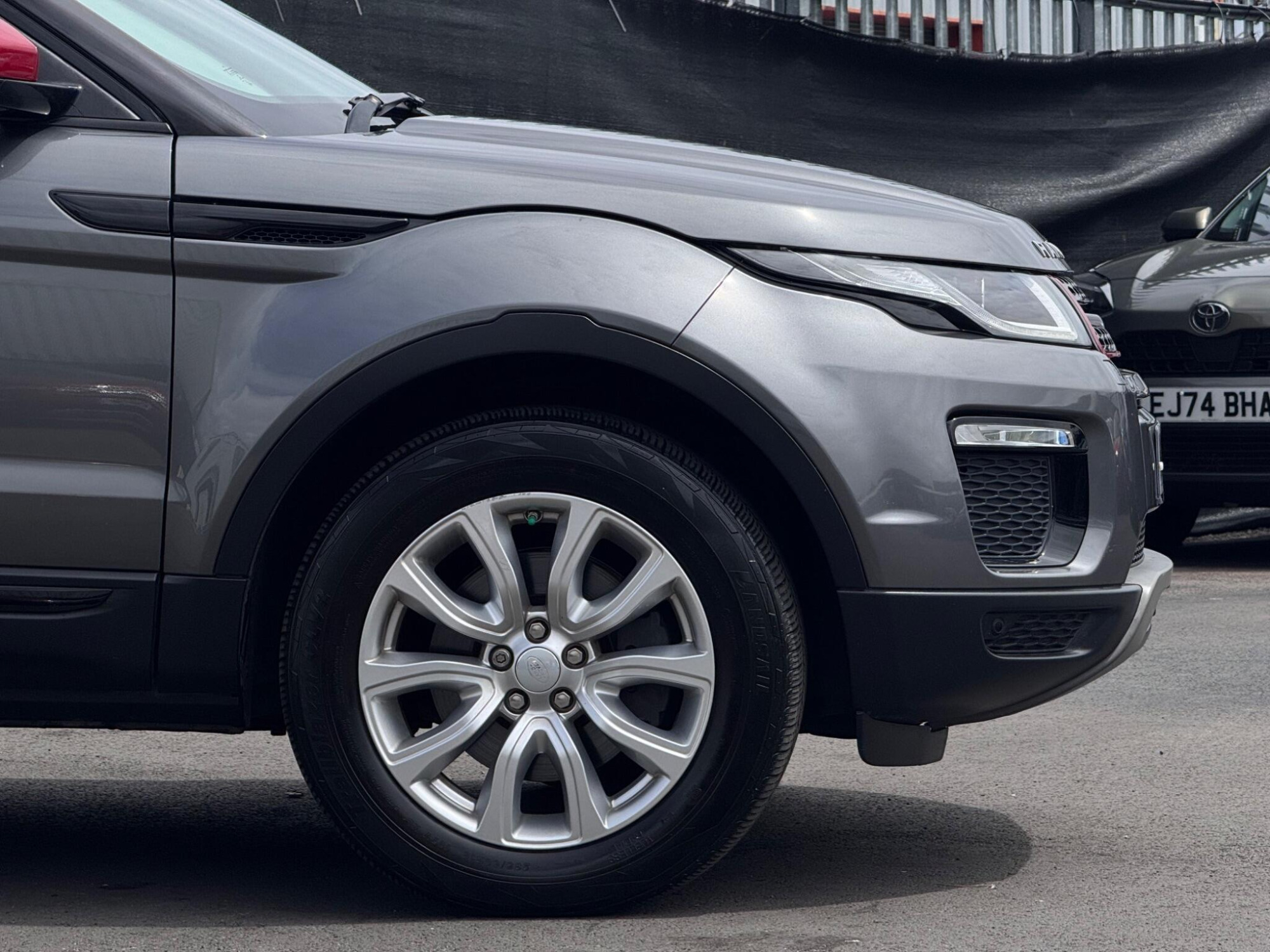 2017 Land Rover Range Rover Evoque image 6