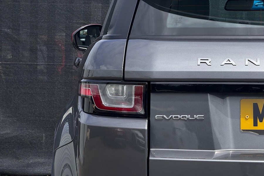 2017 Land Rover Range Rover Evoque photo 9
