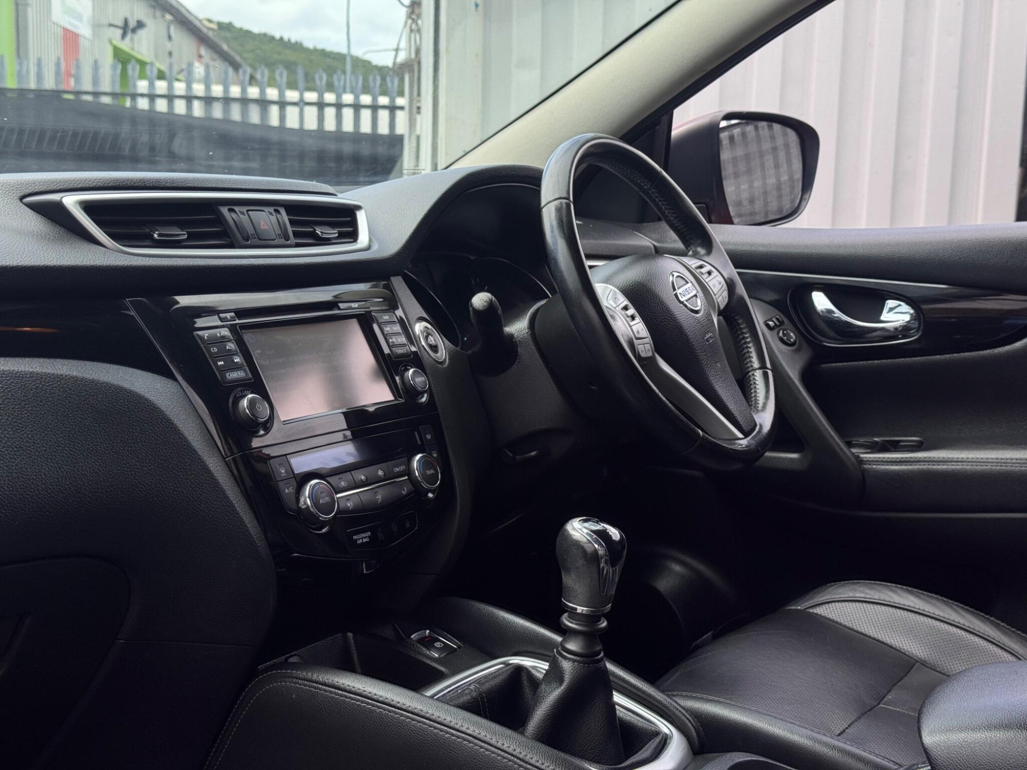 2017 Nissan Qashqai image 3