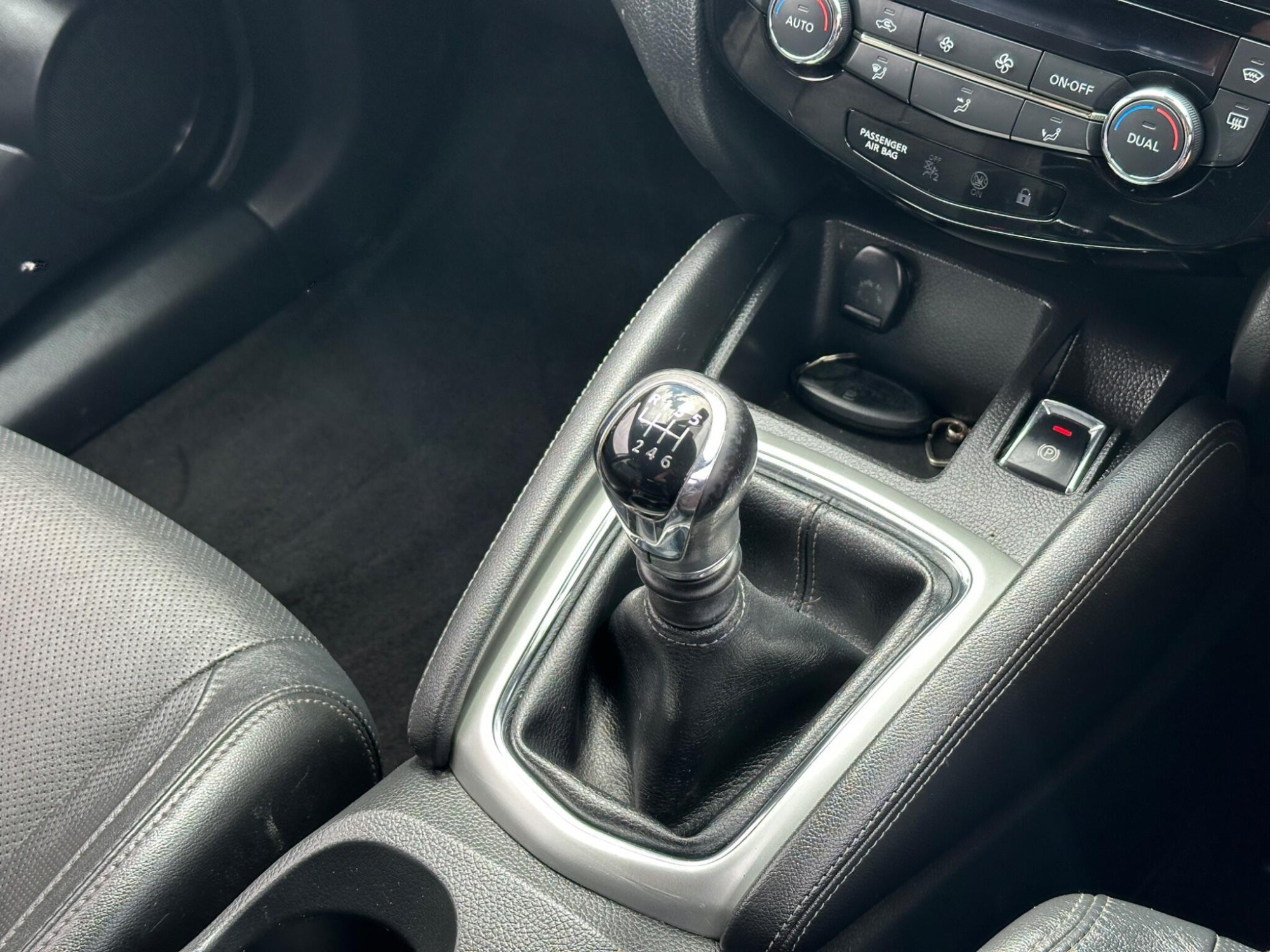 2017 Nissan Qashqai image 26