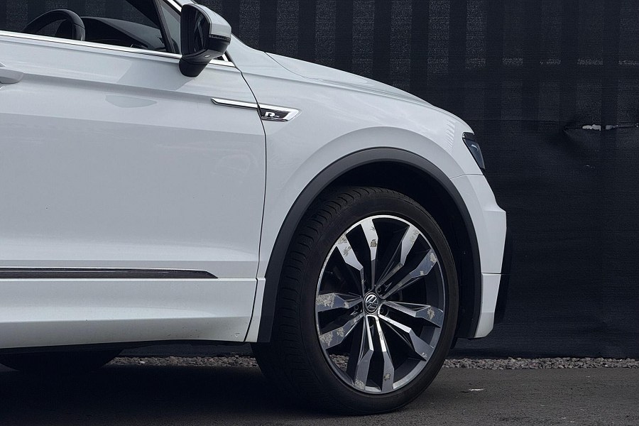 2017 Volkswagen Tiguan photo 14