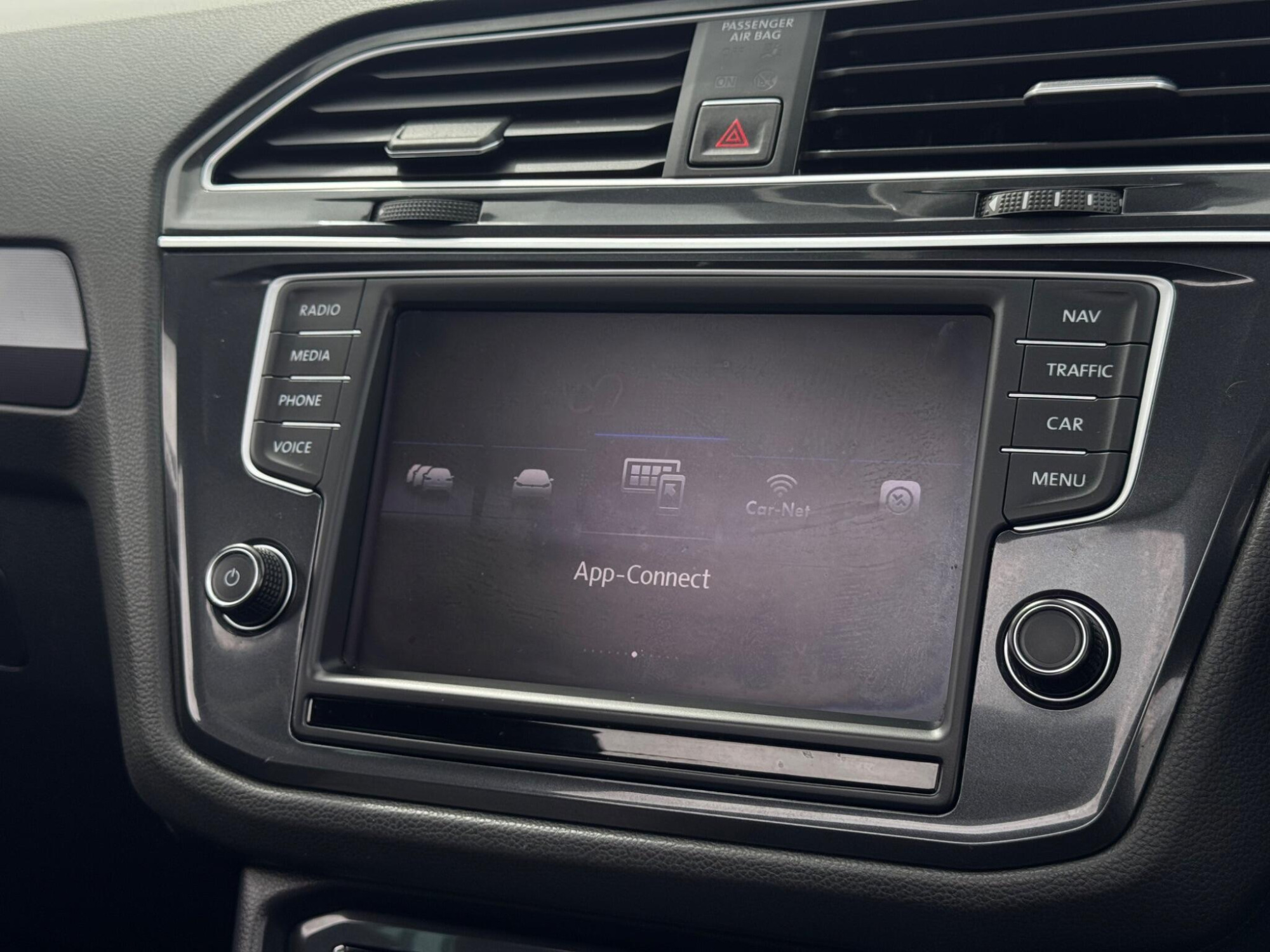 2017 Volkswagen Tiguan image 31